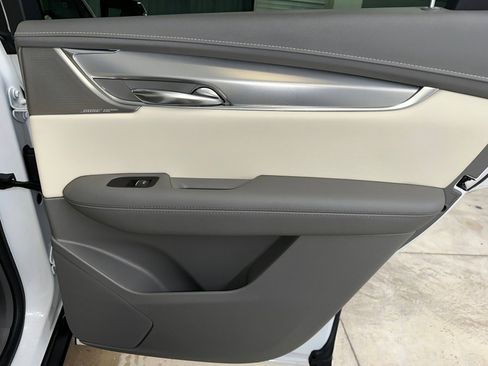 Certified 2023 Cadillac XT5 Premium Luxury w/ Technology Package image 32