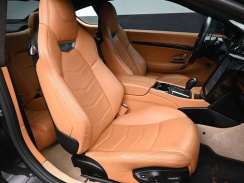 Used 2017 Maserati GranTurismo Sport RWD image 12