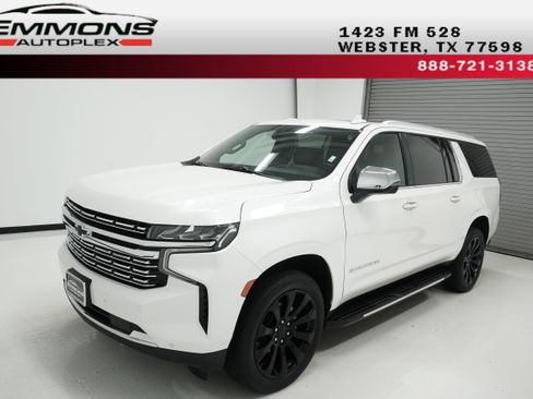 Used 2021 Chevrolet Suburban Premier AWD/4WD image 1