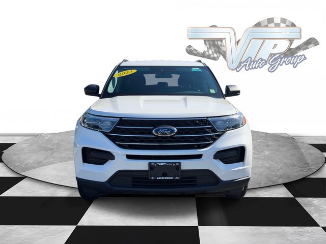 Used 2023 Ford Explorer XLT AWD/4WD image 9