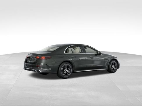 New 2026 Mercedes-Benz E 350 4MATIC Sedan image 22