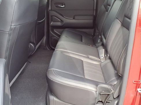 Used 2024 Nissan Frontier SL w/ Technology Package AWD/4WD image 13