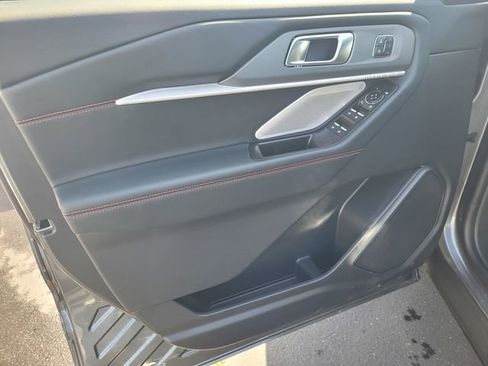 New 2026 Ford Explorer ST AWD/4WD image 8