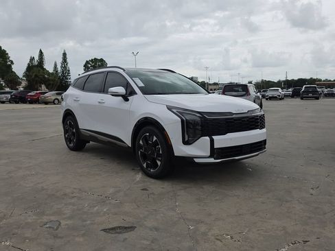 New 2026 Kia Sportage SX FWD image 2