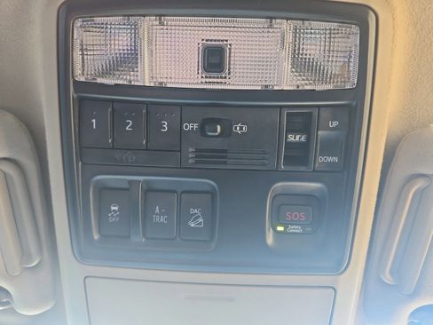 Used 2019 Toyota 4Runner SR5 image 10