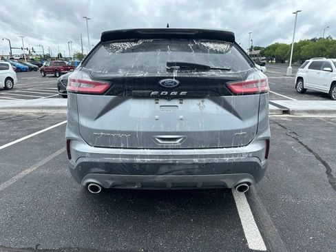 Used 2022 Ford Edge Titanium AWD/4WD image 3