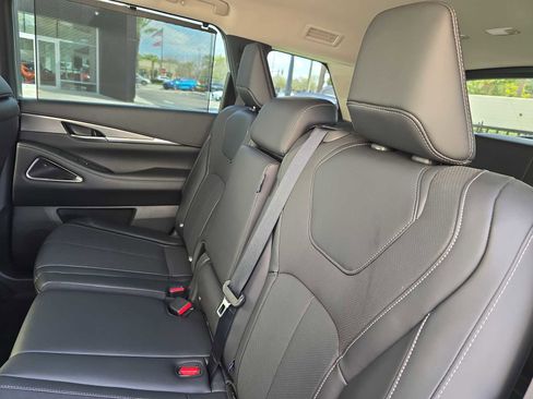 Certified 2026 INFINITI QX60 Luxe w/ Cargo Package image 15