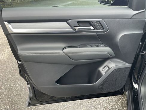 New 2026 GMC Terrain Elevation image 22