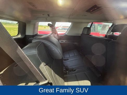 Used 2019 GMC Yukon XL SLT w/ Open Road Package AWD/4WD image 12