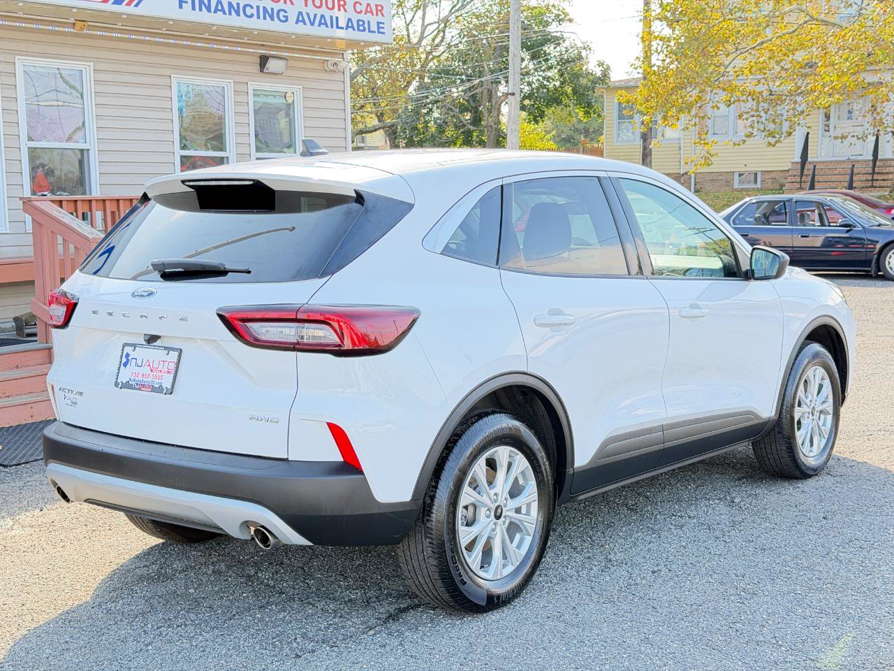 Used 2024 Ford Escape Active AWD/4WD image 4