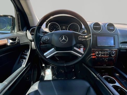 Used 2010 Mercedes-Benz ML 350 4MATIC image 8