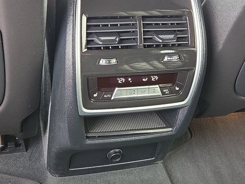 Used 2023 BMW X5 xDrive40i image 11