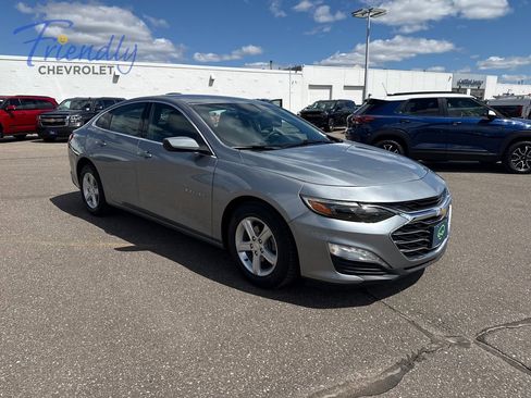 Used 2024 Chevrolet Malibu LT FWD image 9