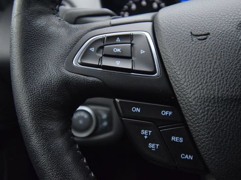 Used 2018 Ford Escape SE w/ SE Sport Appearance Package FWD image 28