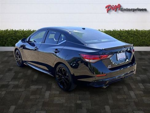 Used 2025 Nissan Sentra SR w/ Midnight Edition image 3