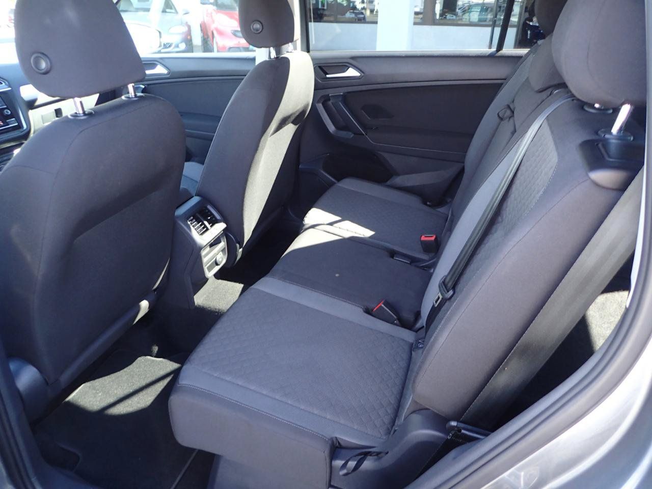 Used 2019 Volkswagen Tiguan S w/ 3rd Row Seat Package AWD/4WD image 10