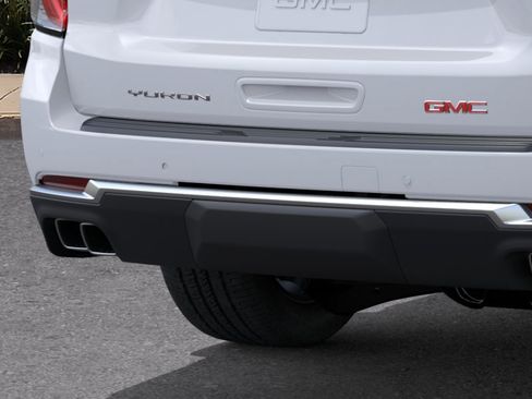 New 2026 GMC Yukon XL Denali AWD/4WD image 14