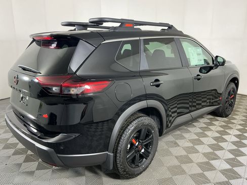 New 2026 Nissan Rogue SV image 7