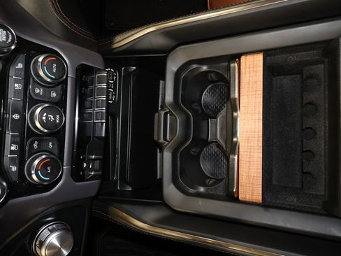 Used 2021 RAM 1500 Limited image 15