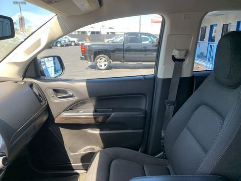 Used 2018 GMC Canyon SLE w/ Nightfall Edition AWD/4WD image 14