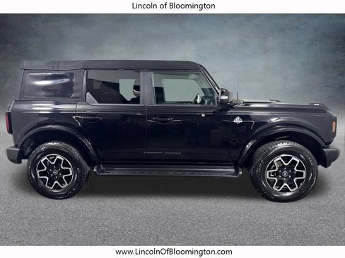 Used 2025 Ford Bronco Outer Banks AWD/4WD image 8