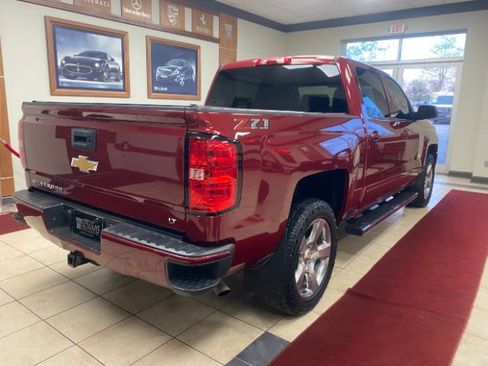 Used 2018 Chevrolet Silverado 1500 LT w/ Texas Edition image 5