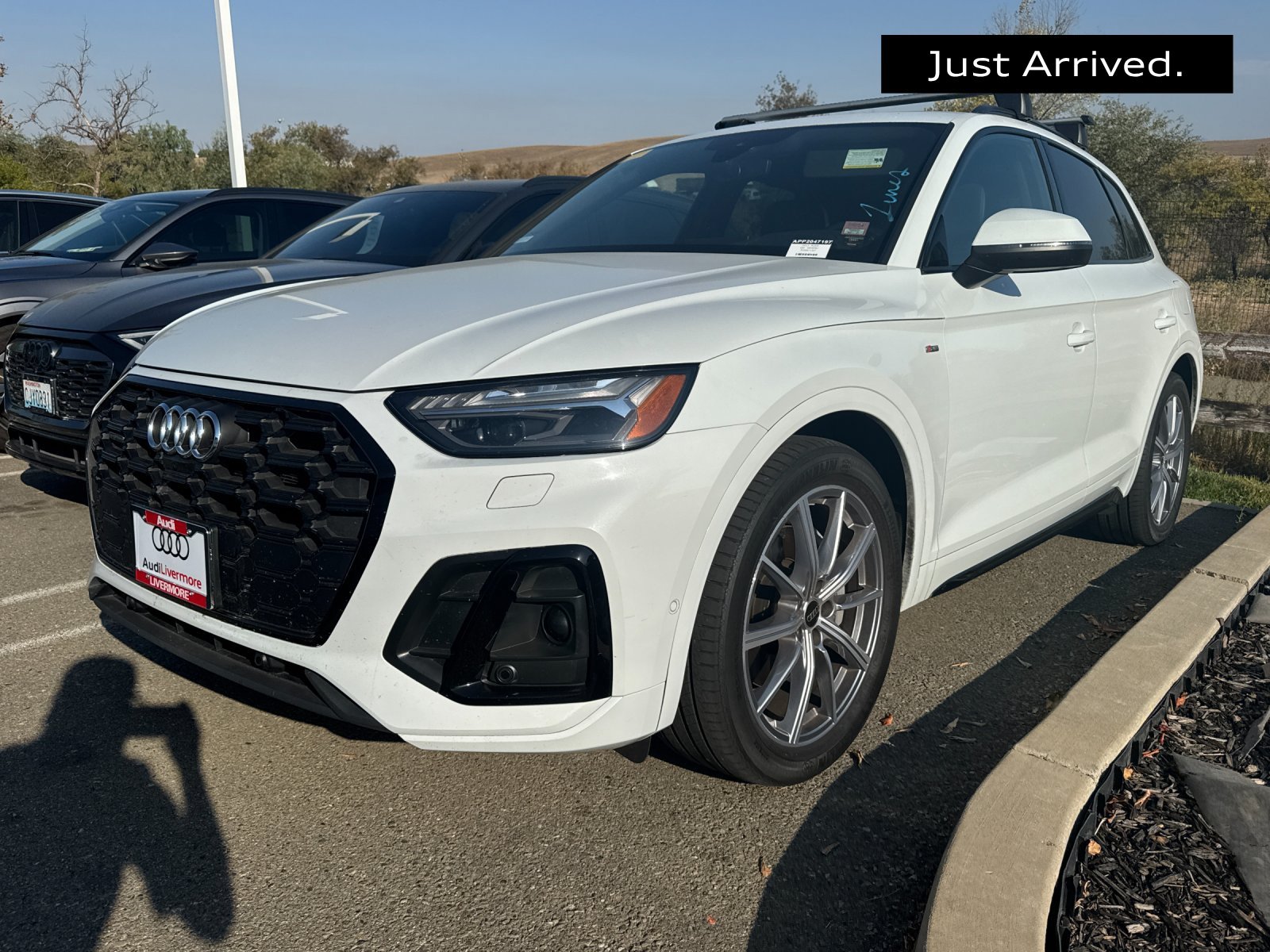 Used 2023 Audi Q5 e Prestige w/ Prestige Package AWD/4WD image 1