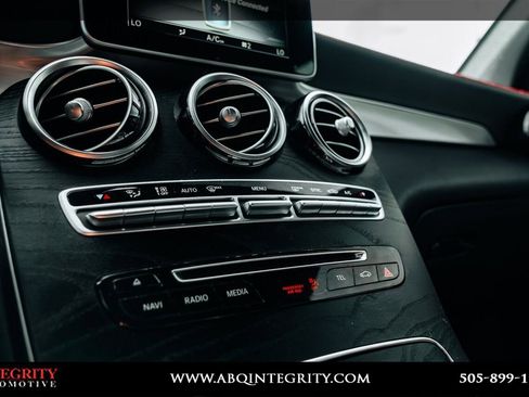 Used 2019 Mercedes-Benz GLC 43 AMG 4MATIC image 34