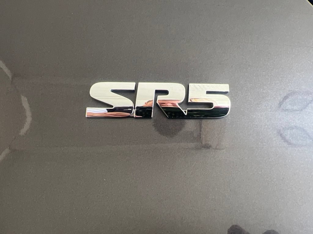 Used 2018 Toyota 4Runner SR5 Premium AWD/4WD image 31