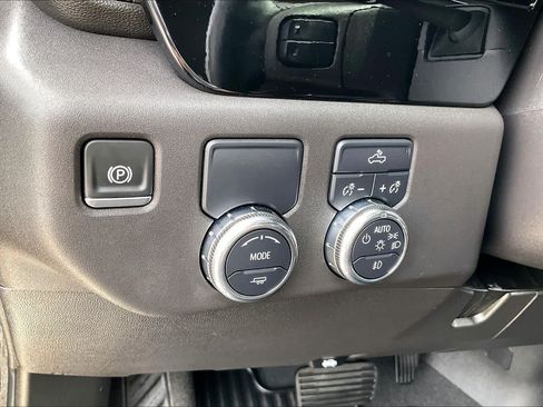 Used 2024 GMC Sierra 1500 Elevation RWD image 14