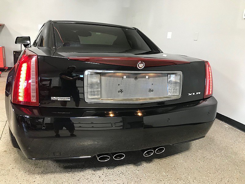 Used 2007 Cadillac XLR RWD image 8