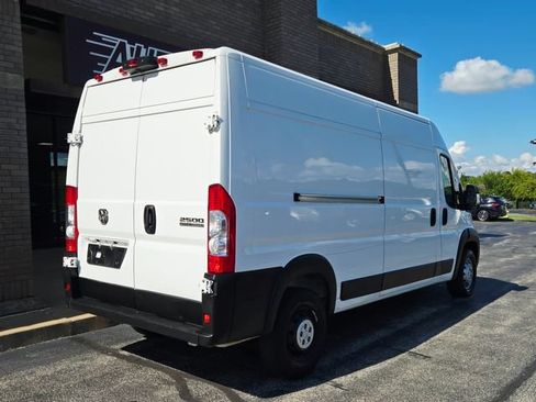 Used 2023 RAM ProMaster 2500 FWD image 6