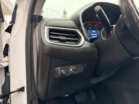 Used 2019 Chevrolet Equinox LT image 24