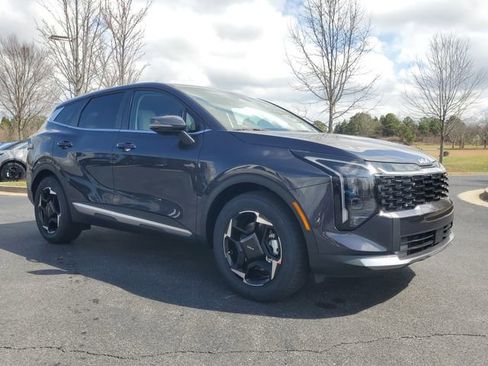 New 2026 Kia Sportage EX image 3