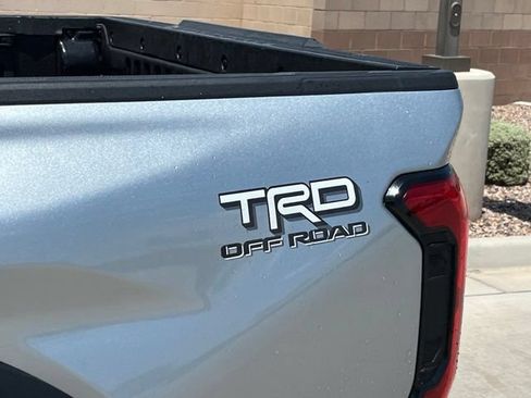 Used 2025 Toyota Tacoma TRD Off-Road AWD/4WD image 9