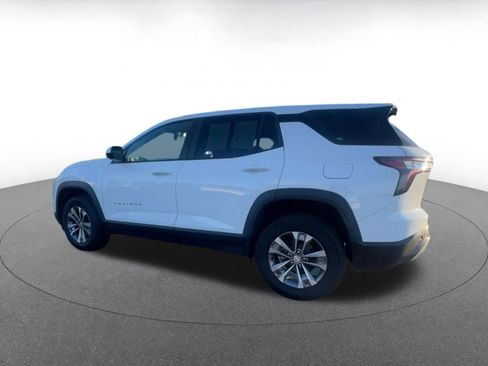 Used 2025 Chevrolet Equinox LT image 10