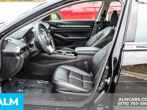 Used 2025 Nissan Altima 2.5 SR image 15