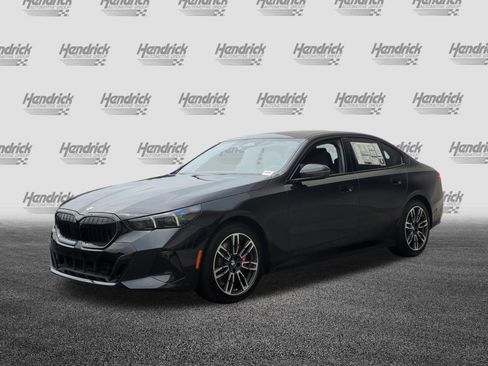 Used 2027 BMW 530i xDrive w/ M Sport Package AWD/4WD image 6