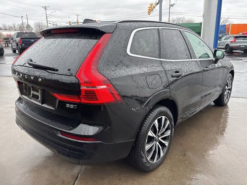 Certified 2023 Volvo XC60 B5 Core w/ Climate Package image 6