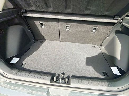 New 2026 Hyundai Venue SEL FWD image 26