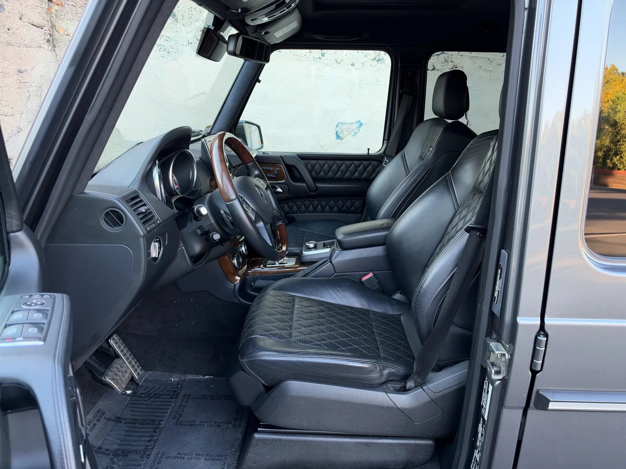 Used 2015 Mercedes-Benz G 63 AMG 4MATIC image 17