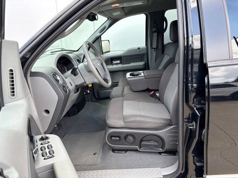 Used 2005 Ford F150 XLT AWD/4WD image 9