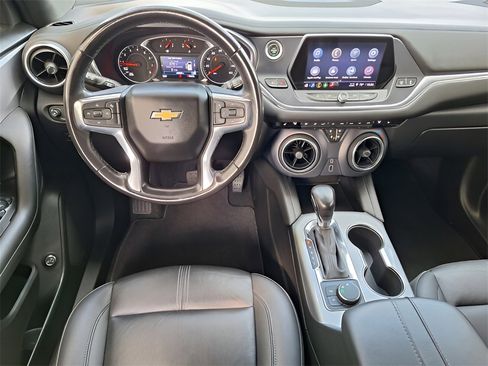 Used 2022 Chevrolet Blazer LT image 9