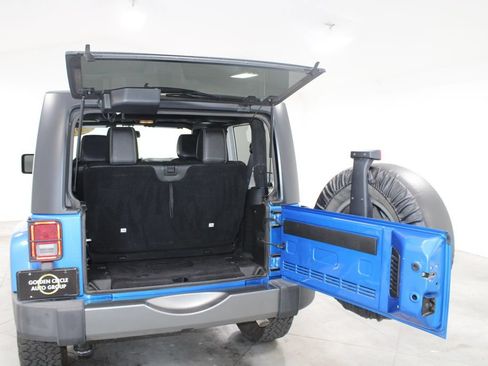 Used 2015 Jeep Wrangler Sport AWD/4WD image 17