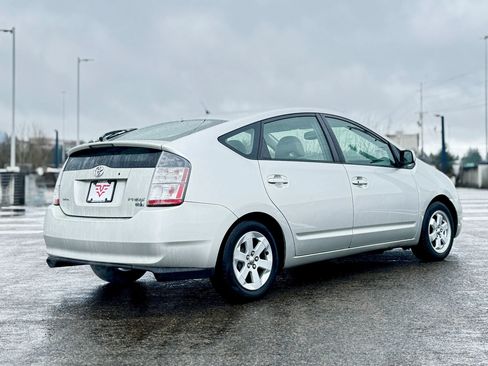 Used 2004 Toyota Prius image 5