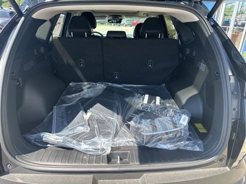 New 2025 Hyundai Tucson Limited image 39