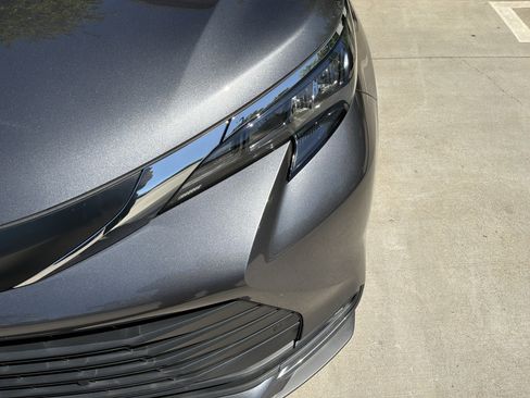 Used 2025 Toyota Sienna XLE w/ XLE Plus Package image 8