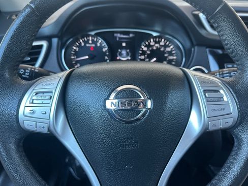 Used 2016 Nissan Rogue SL w/ SL Premium Package AWD/4WD image 24