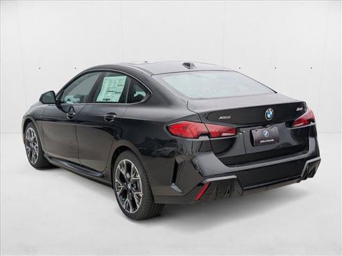 Used 2026 BMW 228i xDrive w/ Technology Package image 9