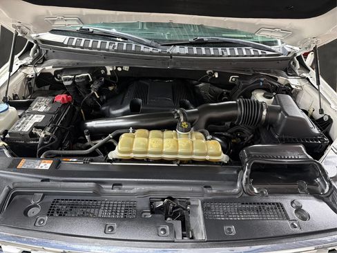 Used 2019 Ford Expedition Max Platinum AWD/4WD image 9